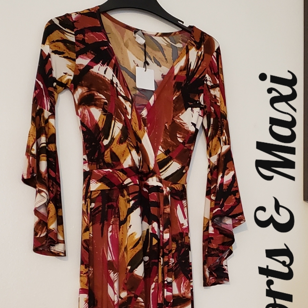 6XHP NWT Dope Vacay Berry Bell Sleeve Maxi Romper - Picture 11 of 12